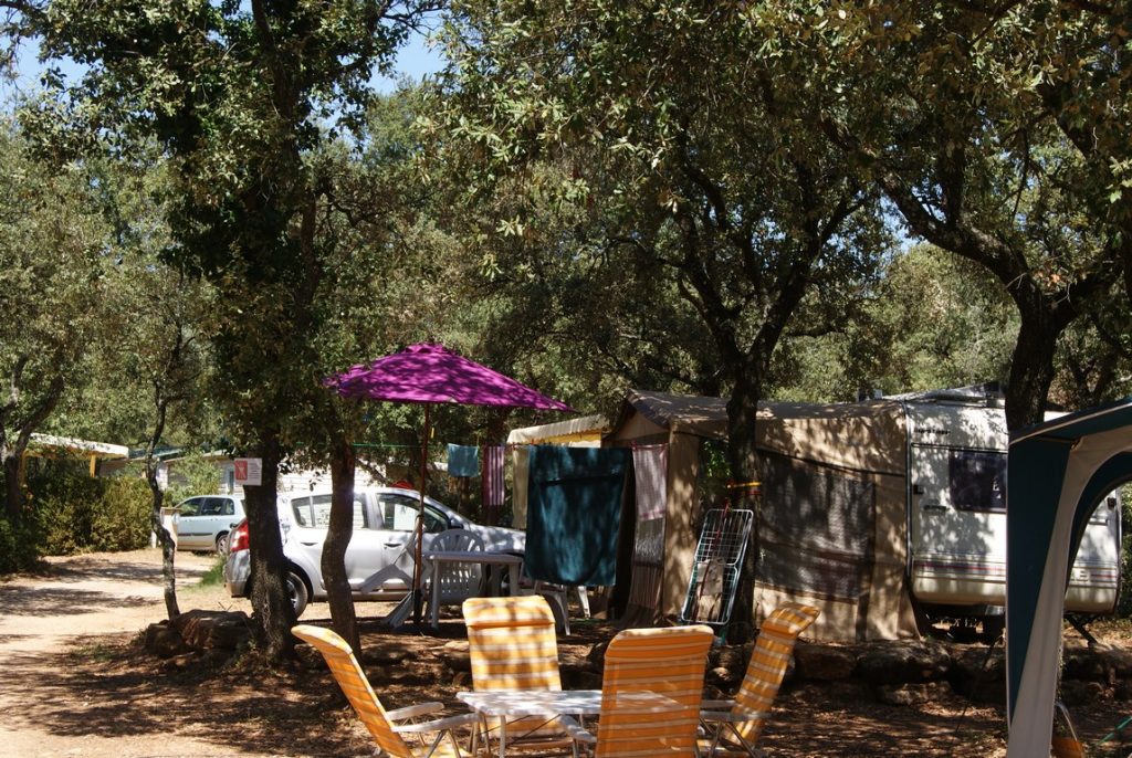 camping site tent languedoc roussillon