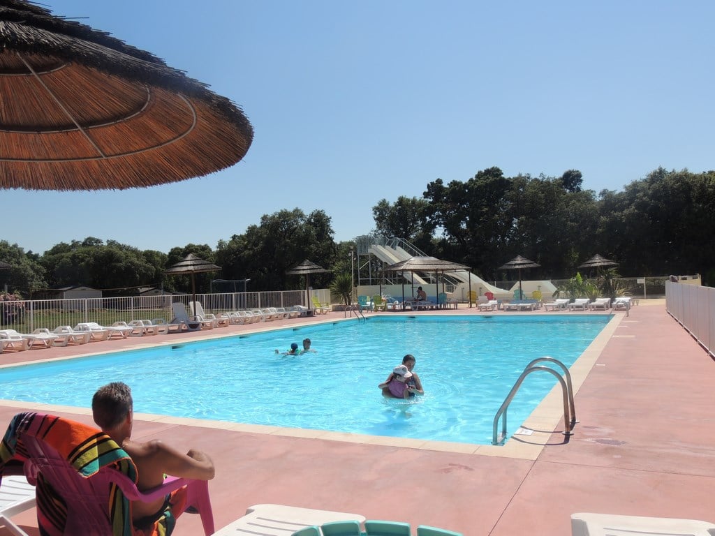 camping montpellier with pool