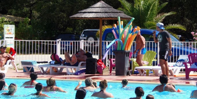 camping familial herault avec piscine chauffée